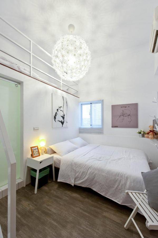 Hotel Leo 111/Arena Ruifeng Kaohsiung Esterno foto